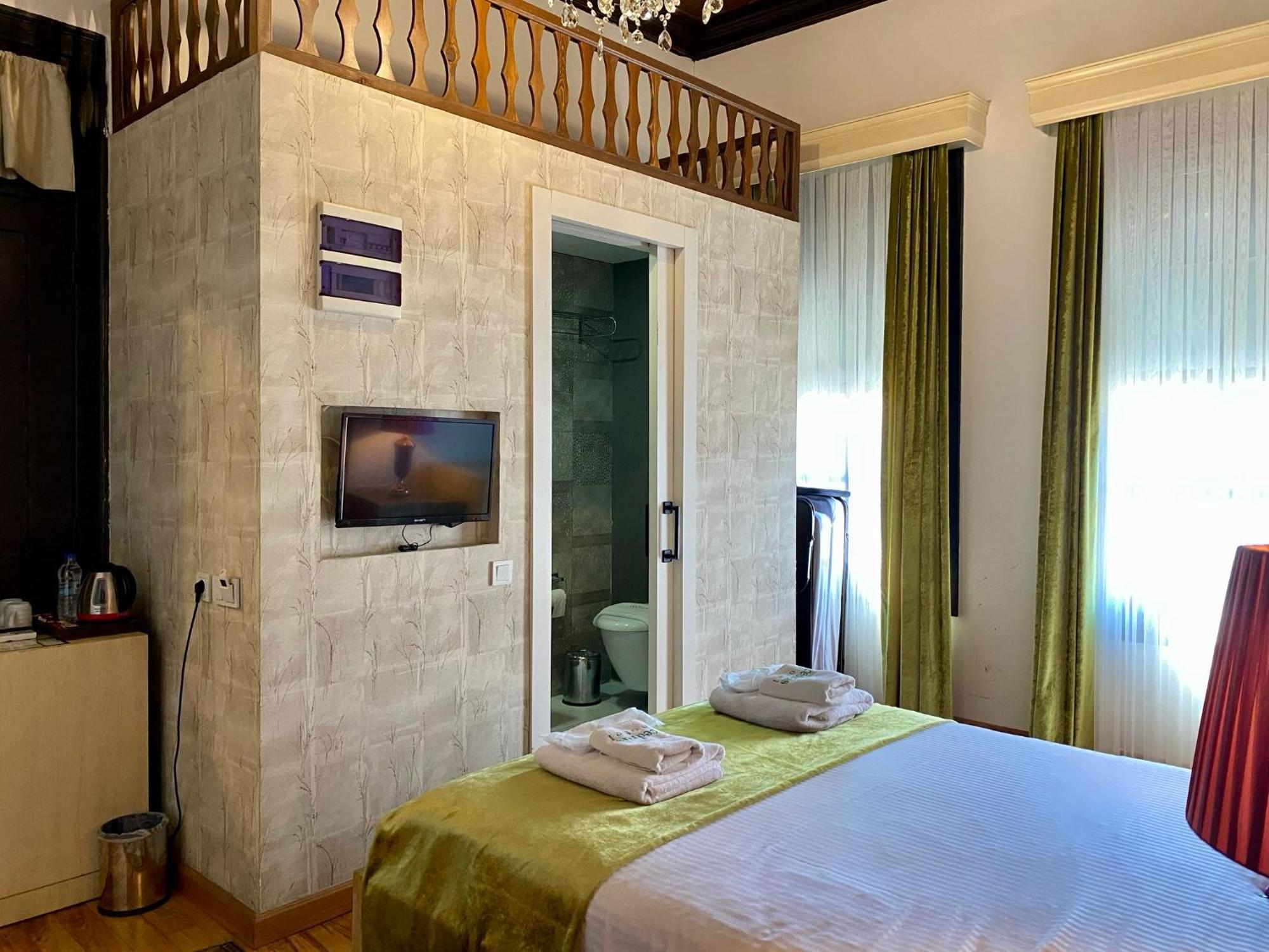 Cedrus Hotel Antalia Esterno foto
